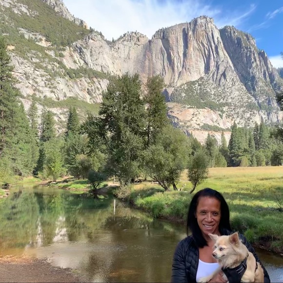 Meet your Posher, Kathi - Picture 2 of 4